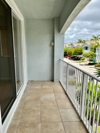 Thousand Oaks, 3169 Laurel Ridge Cir, Riviera Beach, Florida 33404, image 2