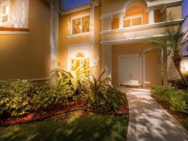 Egret Landing At Jupiter, 422 Oriole Cir, Jupiter, Florida 33458, image 1