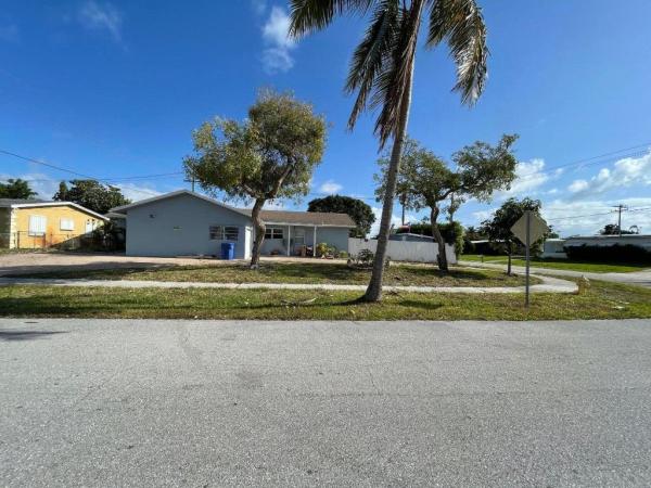 Lantana Heights, 1403 W Broward St, Lantana, Florida 33462, image 1