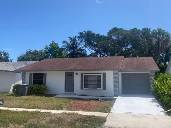 Homes At Lawrence, 7398 Willow Springs Cir E, Boynton Beach, Florida 33436, image 2