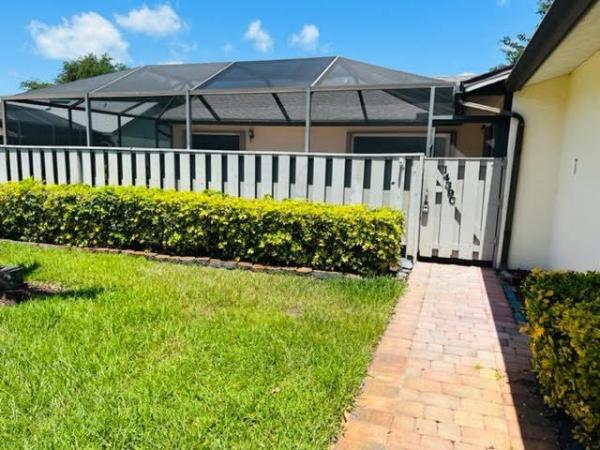 1439 Captains Walk #20c, Fort Pierce, Florida 34950, image 2