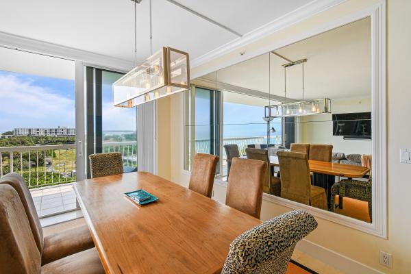 2100 At Sloan's Curve, 2100 S Ocean Blvd, Palm Beach, Florida 33480, image 2