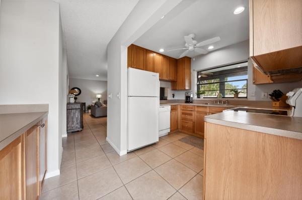 Cloisters, 6125 Elsinore Cir, Greenacres, Florida 33463, image 2