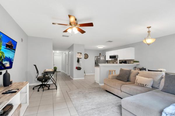Country Glen At Rivermill, 6862 Mill Brook Pl, Lake Worth, Florida 33463, image 1