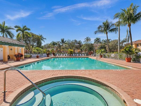 Shoma Courtyards At Royal Palm Beach, 1128 Shoma Dr, Royal Palm Beach, Florida 33414, image 3