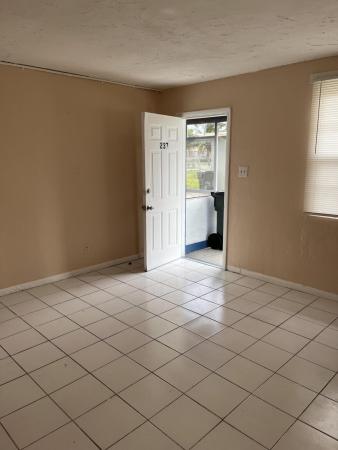 Atlantic Park Gardens, 237 SW 14th Ave, Delray Beach, Florida 33444, image 2