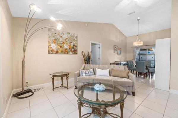 Sugar Pond Manor, 1055 Raintree Ln, Wellington, Florida 33414, image 3