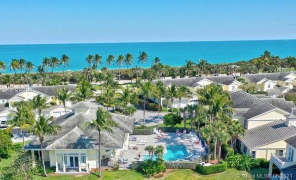 Mariner Bay At Hutchinson Island, 1606 Mariner Bay Blvd #4, Fort Pierce, Florida 34949, image 2