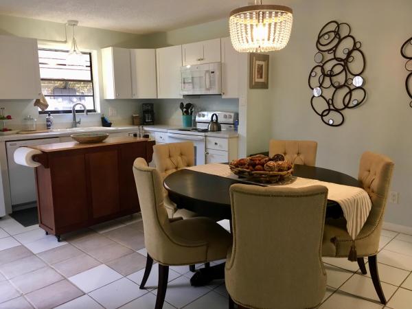 The Pines At Lawnwood, 1440 N Lawnwood Cir #18-C, Fort Pierce, Florida 34950, image 2