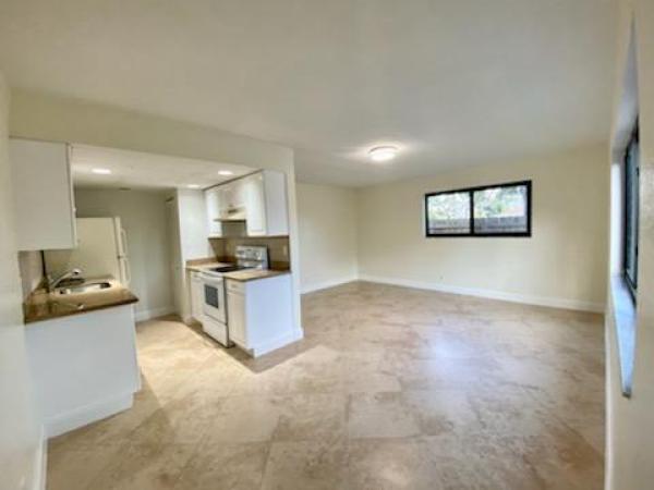 Historic Cottages Boynton, 523 SE 20th Ct, Boynton Beach, Florida 33435, image 1
