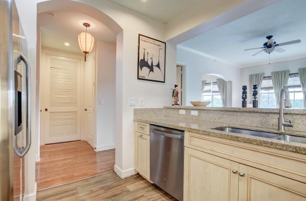 City Walk At Pineapple Grove, 200 NE 2nd Ave #312, Delray Beach, Florida 33444, image 1