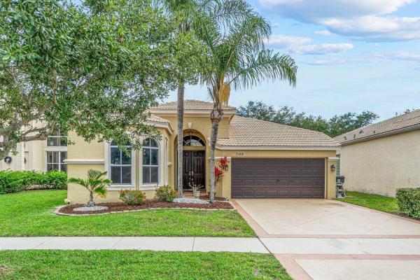 Kingsmill, 7168 Copperfield Cir, Lake Worth Beach, Florida 33467, image 1