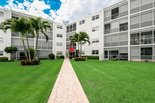 Carlisle At Poinciana Place, 6850 10th Ave N #111, Lake Worth, Florida 33467, image 1