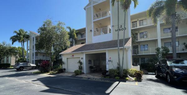 Huntington Lakes 5, 14500 Stirling Way #203, Delray Beach, Florida 33446, image 2
