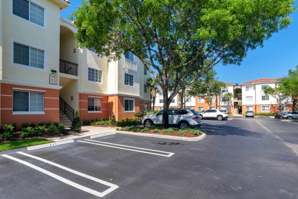 Mezzano At Baywinds, 9901 Baywinds Dr #3207, West Palm Beach, Florida 33411, image 2