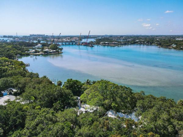 Riverside On The Loxahatchee, 106 W Riverside Dr, Jupiter, Florida 33469, image 1