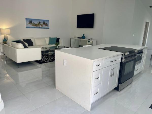 Palm Beach Bath & Tennis, 5501 Grande Palm Cir, Delray Beach, Florida 33484, image 1