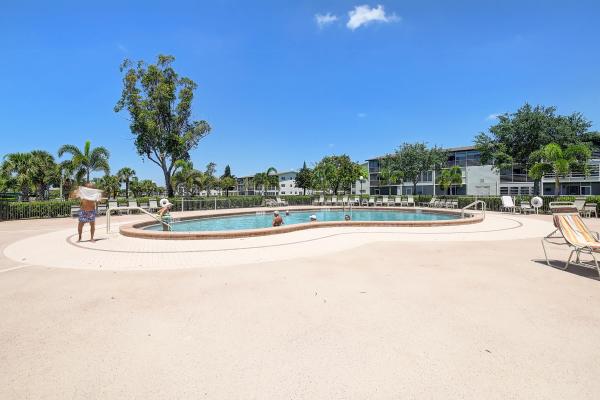 Mansfield At Century Village, 142 Mansfield D, Boca Raton, Florida 33434, image 2