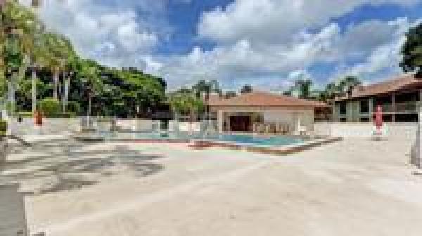Golf Villas, 405 Brackenwood Ln S, Palm Beach Gardens, Florida 33418, image 3