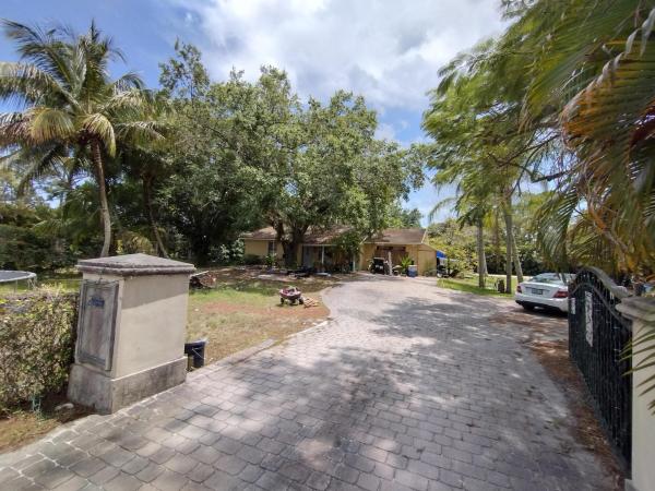 The Acreage, 13926 56th Pl N, West Palm Beach, Florida 33411, image 2
