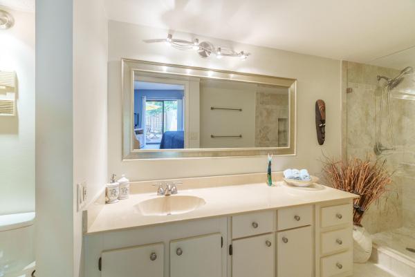 Lake Place, 600 Executive Center Dr #110, West Palm Beach, Florida 33401, image 1