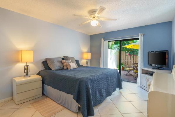 Lake Place, 600 Executive Center Dr #110, West Palm Beach, Florida 33401, image 3