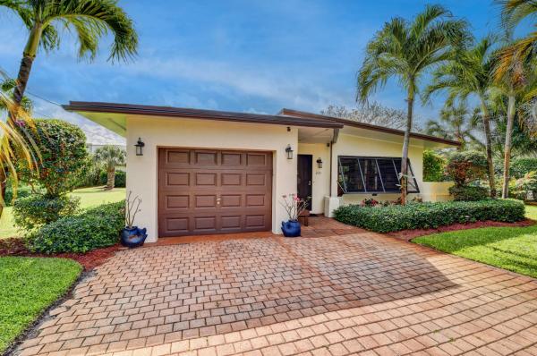 Linns, 231 SE 3rd Ave, Delray Beach, Florida 33483, image 1