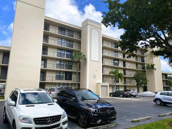 Boca Bayou, 6 Royal Palm Way #203, Boca Raton, Florida 33432, image 1