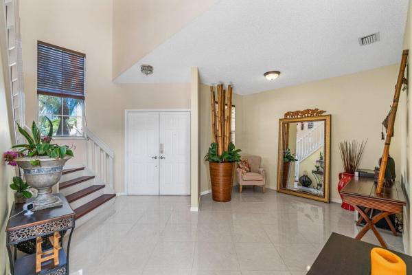 Boynton Estates, 34 Valencia Dr, Boynton Beach, Florida 33436, image 1