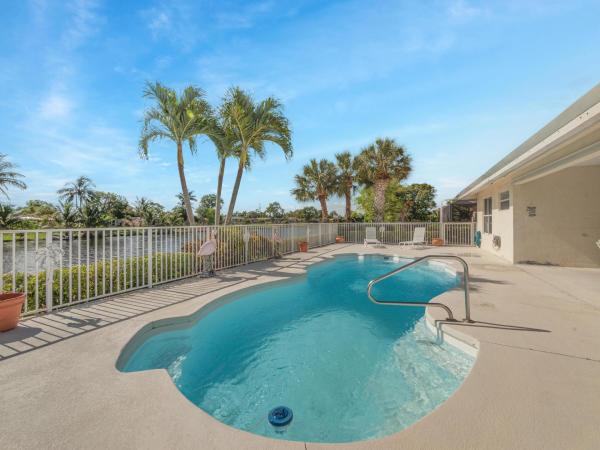 The Estates Of Royal Palm Beach, 106 Pepper Tree Cres, Royal Palm Beach, Florida 33411, image 3