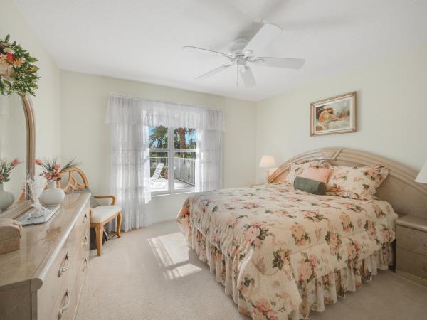 The Estates Of Royal Palm Beach, 106 Pepper Tree Cres, Royal Palm Beach, Florida 33411, image 1