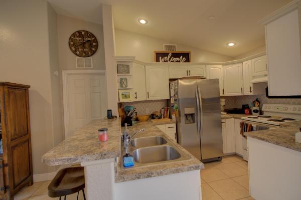 804 SE 12th St, Florida 34974, image 1