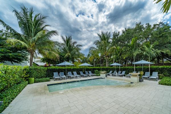 Villa Vizcaya, 16124 Villa Vizcaya Pl, Delray Beach, Florida 33446, image 2