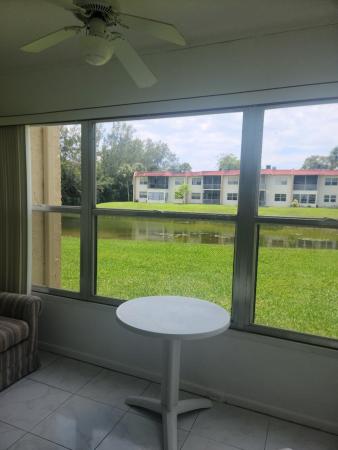 Golden Lakes Village, 352 Lake Frances Dr, West Palm Beach, Florida 33411, image 1