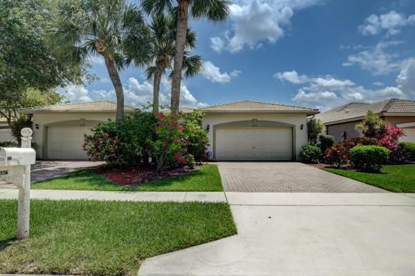 Majestic Isles, 10673 Royal Caribbean Cir, Boynton Beach, Florida 33437, image 2