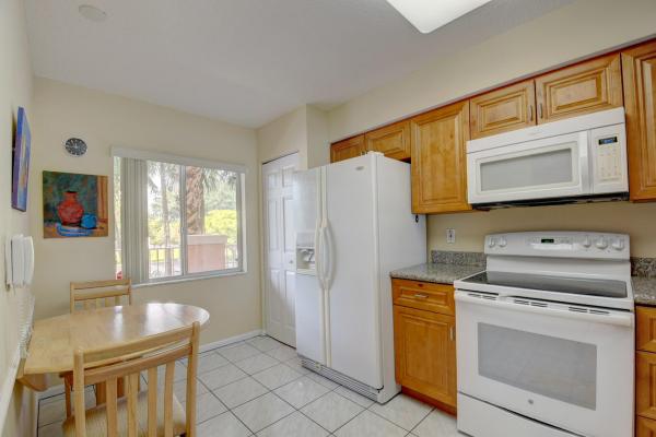 Regal Shores North At Coral Lakes, 5842 Crystal Shores Dr #202, Boynton Beach, Florida 33437, image 2