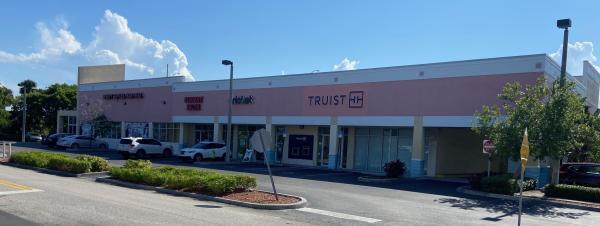 Holly House, 728 Ridge Rd #22, Lantana, Florida 33462, image 2