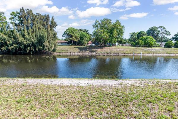 Parks Edge, 262 SW Bridgeport Dr, Port St. Lucie, Florida 34953, image 1