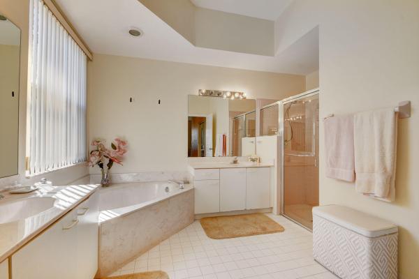 Emerald Isle At Lake Charleston, 7567 Cedar Hurst Ct, Lake Worth, Florida 33467, image 1