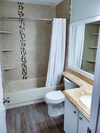 Parkside Green Villas, 1030 Parkside Green Dr #D, Greenacres, Florida 33415, image 2