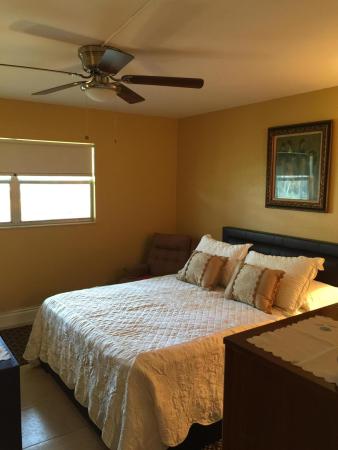 Monaco At Kings Point, 213 Monaco E, Delray Beach, Florida 33446, image 2