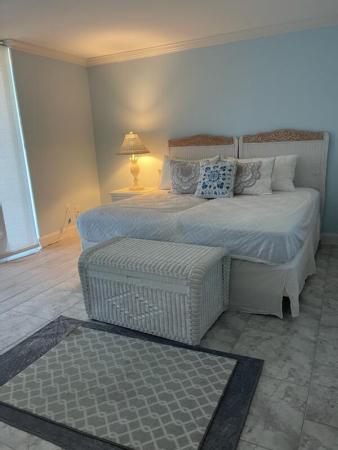 Midrise At Jupiter Ocean & Racquet Club, 1605 S Us Highway 1, Jupiter, Florida 33477, image 2