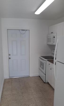 Glidden's Terrace, 907 Avenue H, Fort Pierce, Florida 34950, image 1