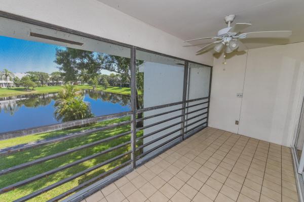 Lakes Of Woodhaven, 6101 Old Court Rd #240, Boca Raton, Florida 33433, image 2