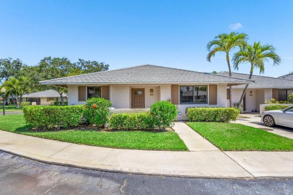 Club Cottages, 301 Club Dr, Palm Beach Gardens, Florida 33418, image 1