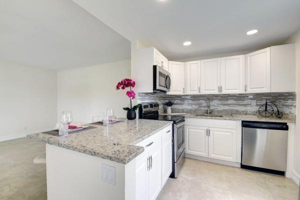 Normandy At Kings Point, 982 Normandy U, Delray Beach, Florida 33484, image 2