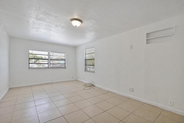 San Castle, 430 Hibiscus Tree Dr, Lake Worth, Florida 33462, image 1