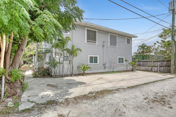 Lake Worth Town, 1118 N J St #A, Lake Worth Beach, Florida 33460, image 1