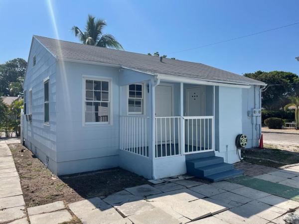 Lake Worth Town, 829 S L St #1, Lake Worth Beach, Florida 33460, image 1