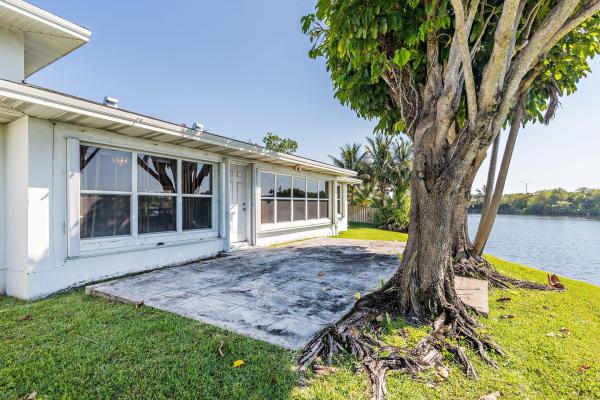 Lake Clarke Isle, 7442 Venetian Way, Lake Clarke Shores, Florida 33406, image 2